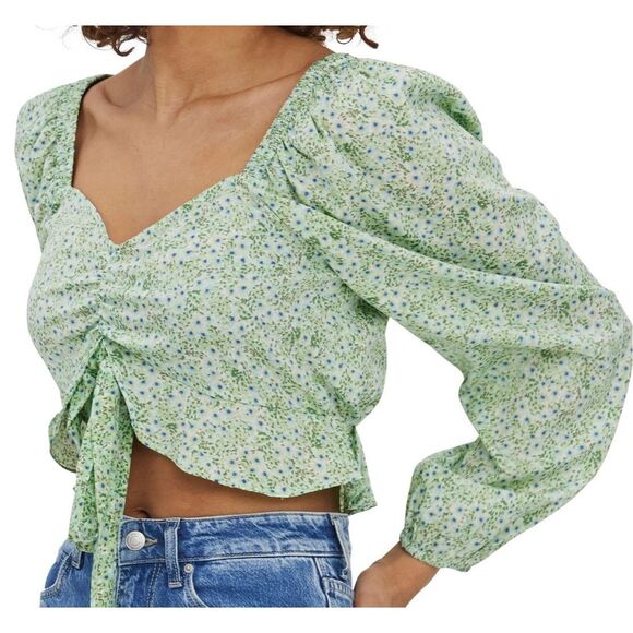 VERO MODA Henna Floral Tie Front Top in Birch Aop Green at Nordstrom, Size X-Sma - Picture 1 of 3